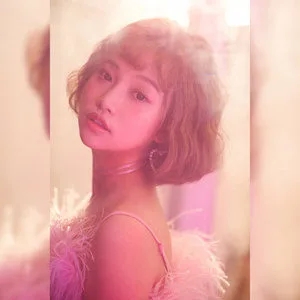 歌手小怡包子的图片