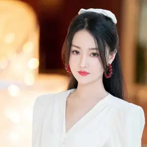 歌手黄馨瑶的图片
