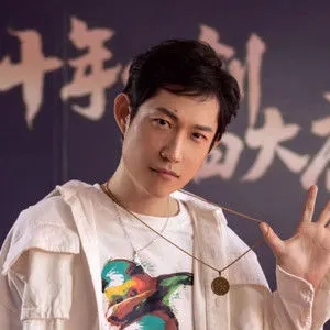 歌手藤新的图片