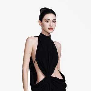 歌手Mai Davika的图片