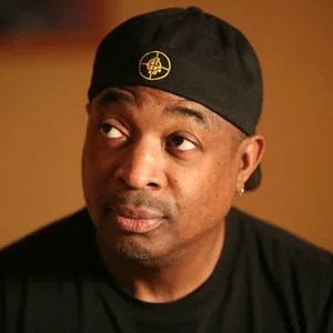 歌手Chuck D的图片