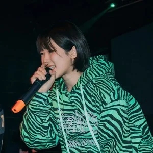 歌手Pear小梨的图片