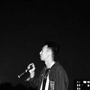 歌手i4ik2r卡尔的图片