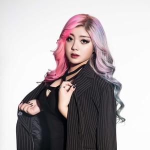 歌手刘雅婷的图片