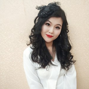 歌手马雅君的图片