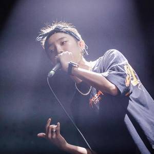 歌手锦衣卫_Weo的图片