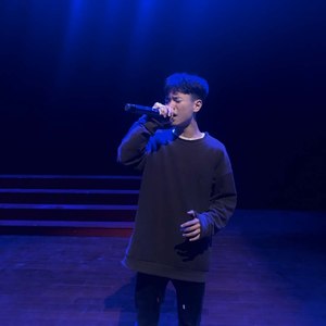 歌手汪应骏的图片