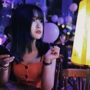 歌手凡仔的图片