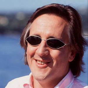 歌手Gilbert Montagné的图片