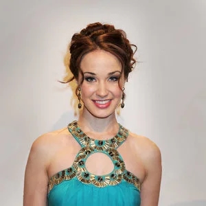 歌手Sierra Boggess的图片