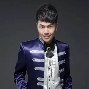歌手姜孝萌的图片