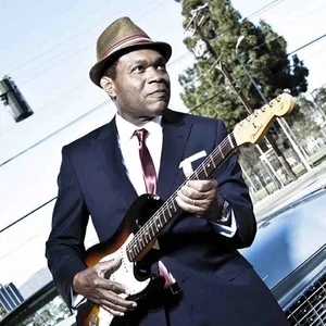 歌手Robert Cray的图片