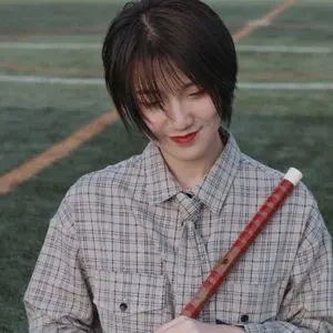 歌手李书婷的图片