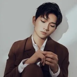 歌手邹俊健的图片
