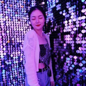 歌手嫣问寒的图片