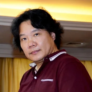 歌手赵伟东的图片