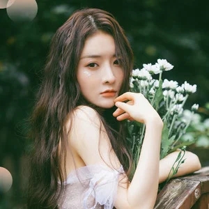 歌手莫寒的图片