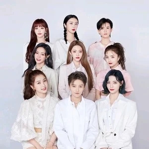歌手THE9的图片