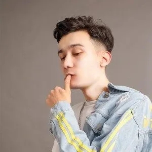 伴奏情书的封面