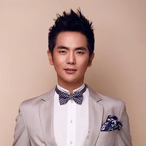 歌手张晓龙的图片