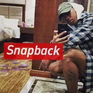 歌手大舌头的图片