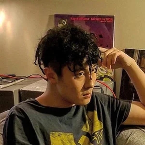 歌手蔡燏Blazo的图片