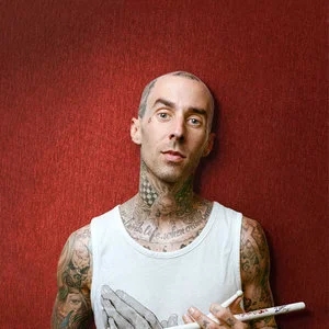 歌手Travis Barker的图片