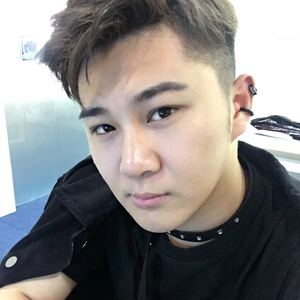 歌手妄尘的图片