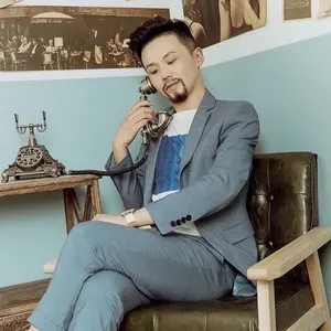 歌手陈永健的图片