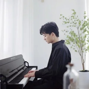 歌手赵政豪的图片