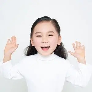 歌手赵梦涵的图片