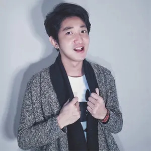 歌手戴小翔的图片