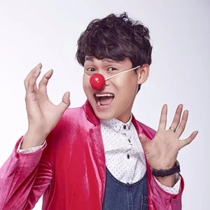 歌手小沈龙的图片