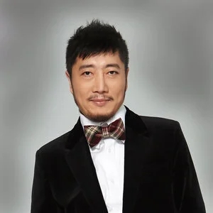 歌手小虫的图片