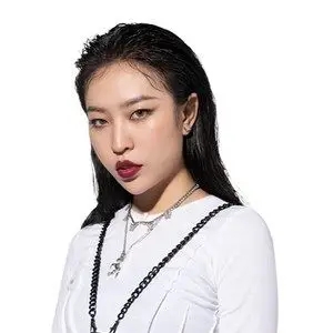 歌手张晨蕾DLey的图片