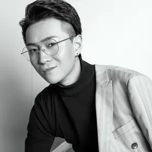 歌手张颖轩的图片
