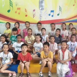 歌手红星童声合唱团的图片