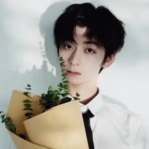 歌手钱政宇的图片