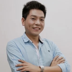 歌手余伟的图片