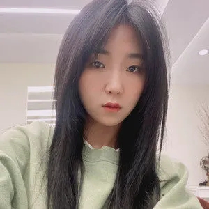 歌手刘乙萱的图片