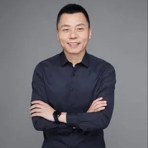 歌手吕亮的图片