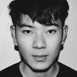 歌手陆玖的图片