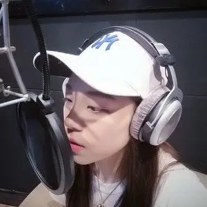 歌手Viva宋佩豫的图片