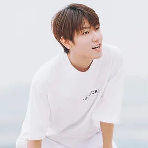 歌手田口馨也的图片