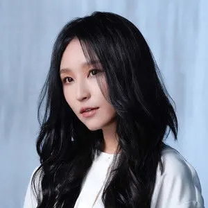 歌手法兰Fran的图片
