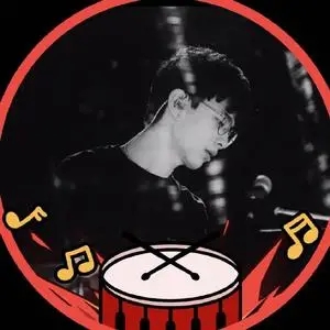 歌手安雨的图片
