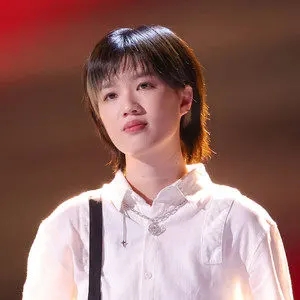 歌手梁玉莹的图片