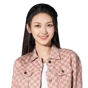 歌手彭乙航的图片