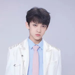 歌手TF家族-陈天润的图片