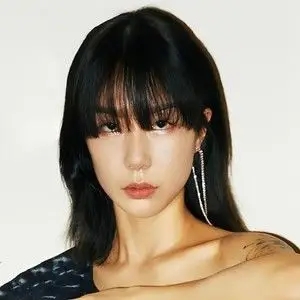 歌手NIA杨心予的图片